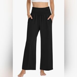 Women's Palazzo pants with front pockets size Small